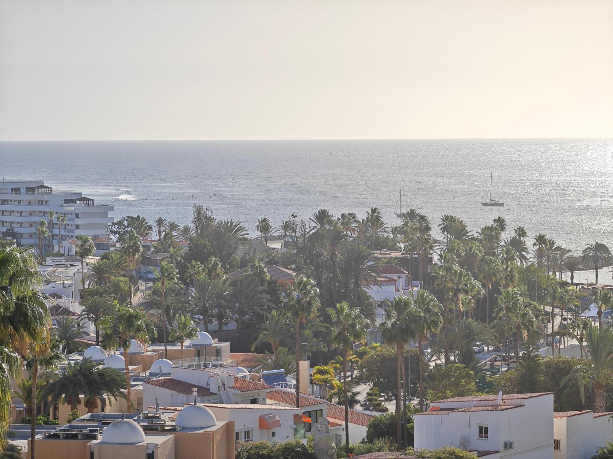 Blanco&Azul - Comfortable Ocean View Apartment Next To The Beach Playa de las Americas  Exteriér fotografie